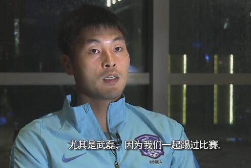 小情侣高清国产在线播放