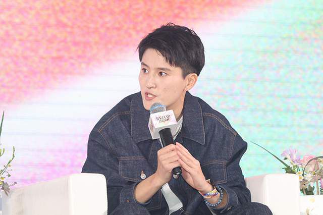 高h道具机器调教性玩具视频