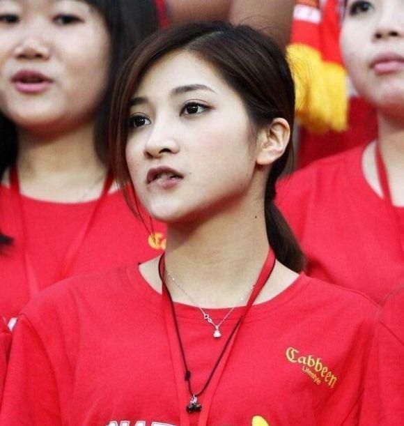 另类人妖st